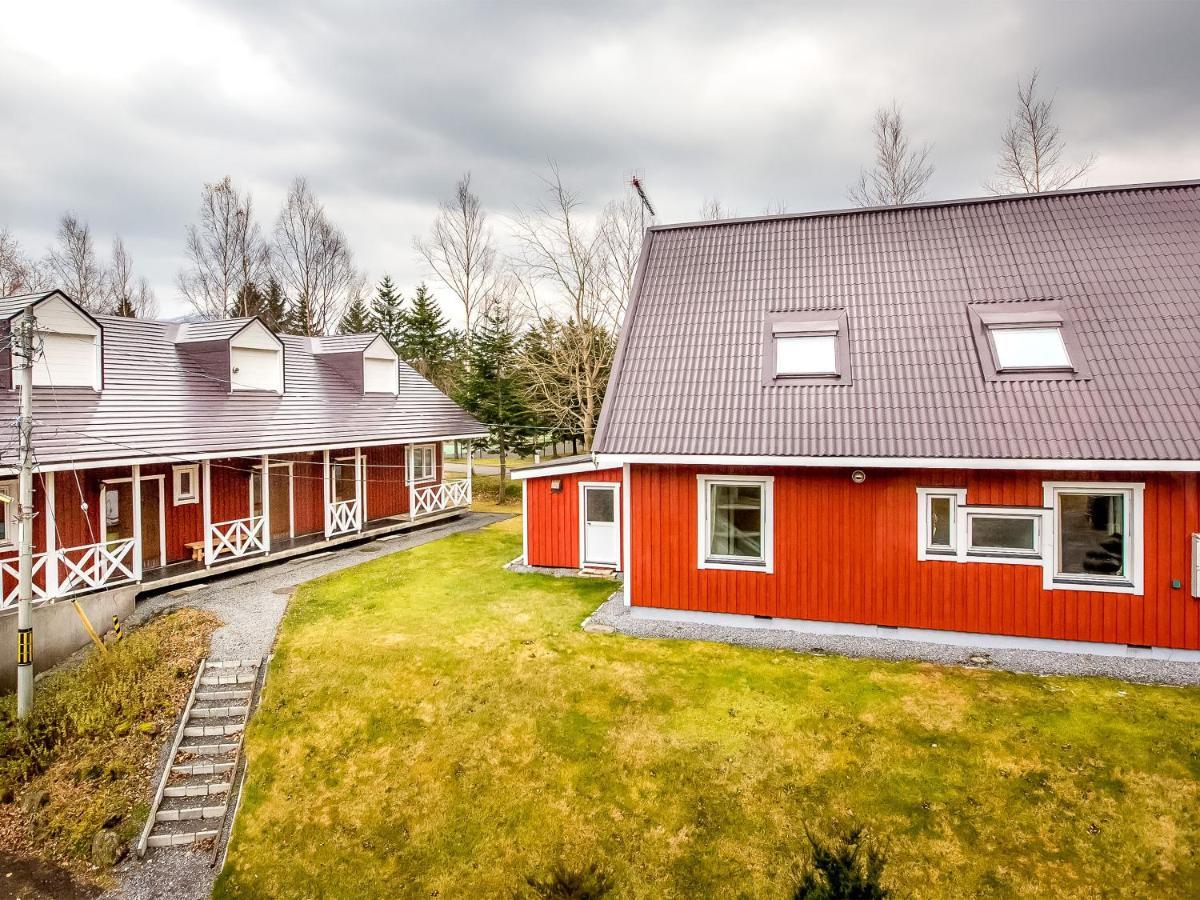 Rusutsu Lodges Pension Lilla Huset Niseko Exteriör bild