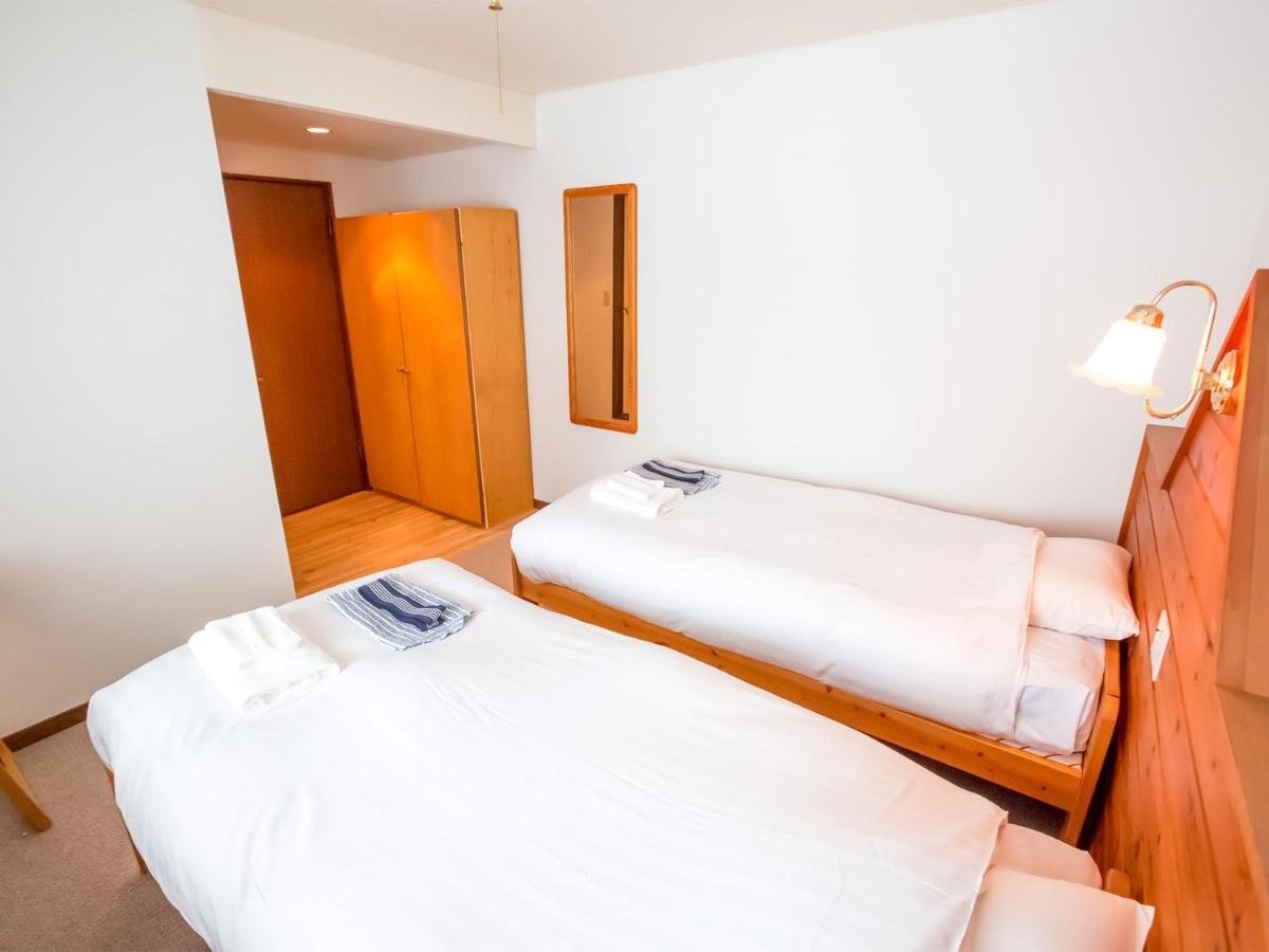 Rusutsu Lodges Pension Lilla Huset Niseko Exteriör bild