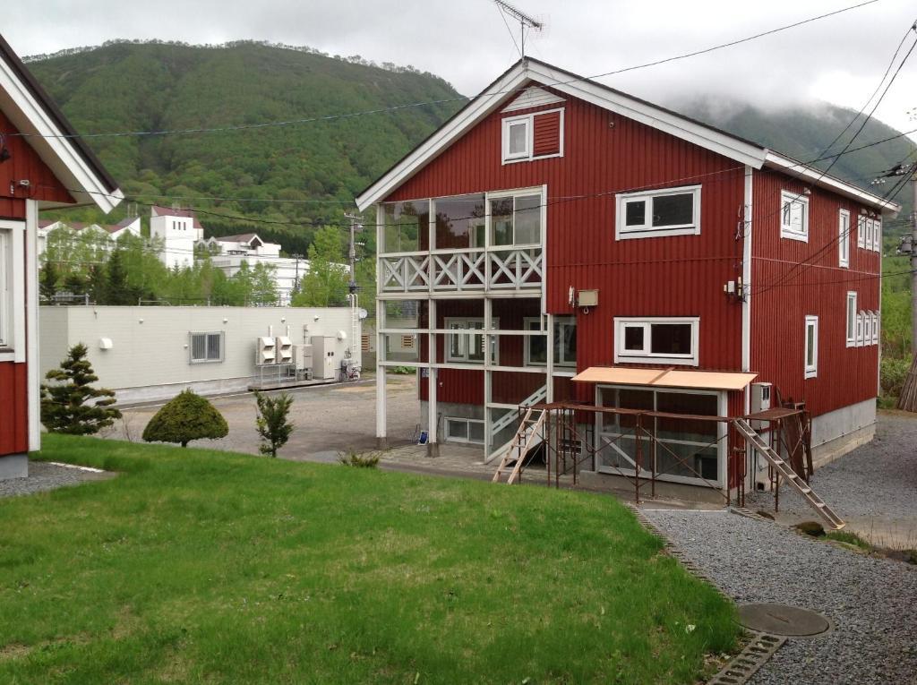 Rusutsu Lodges Pension Lilla Huset Niseko Exteriör bild
