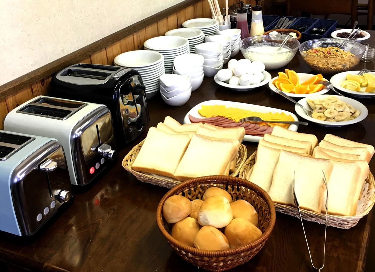 Rusutsu Lodges Pension Lilla Huset Niseko Exteriör bild